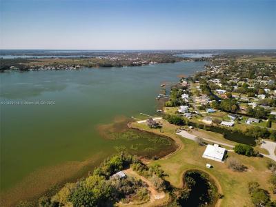 101 Jasmine CT, Lake Placid, FL 33852