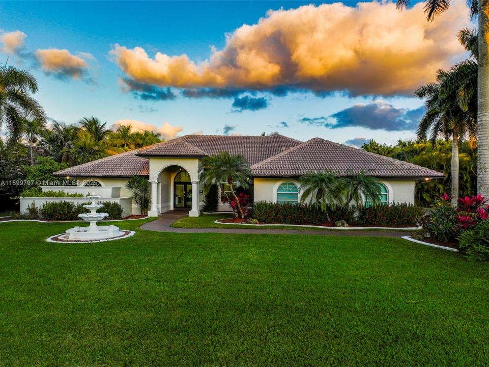 3152 SW 147th Ave, Davie, FL 33330
