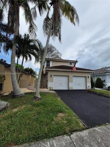 2176 NW 184th Way, Pembroke Pines, FL 33029