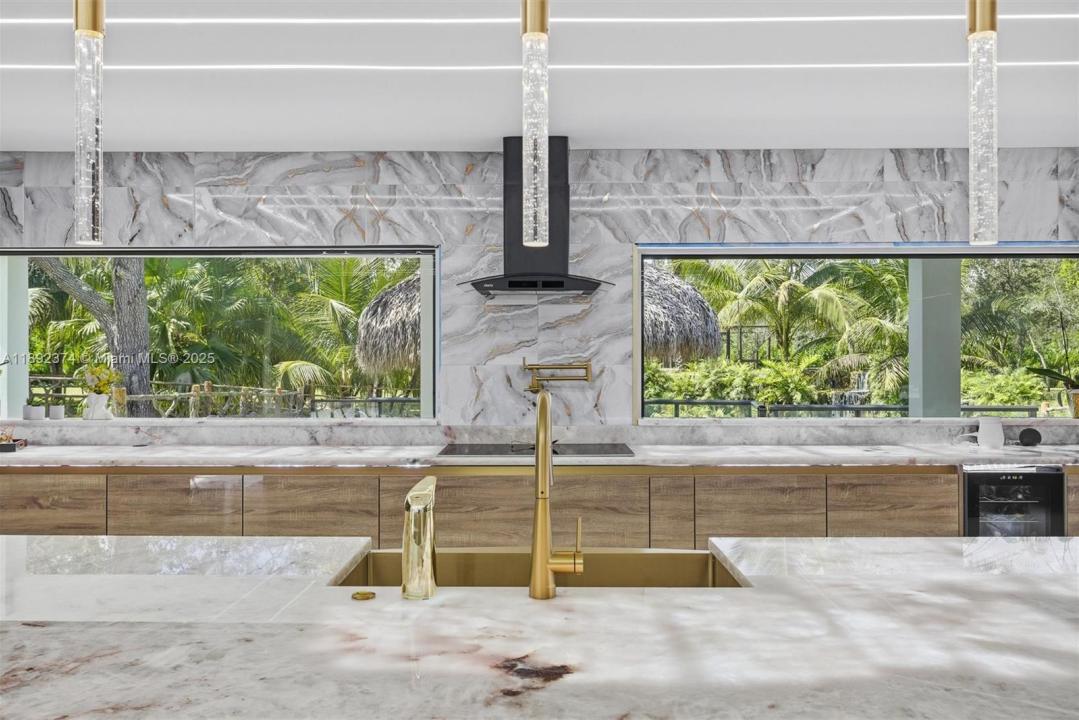 25300 SW 147th Ave, Homestead, FL 33032