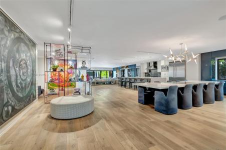 2152 Prairie Ave, Miami Beach, FL 33139