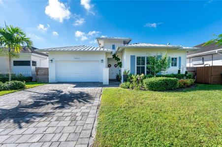 14952 SW 177th Ter, Miami, FL 33187