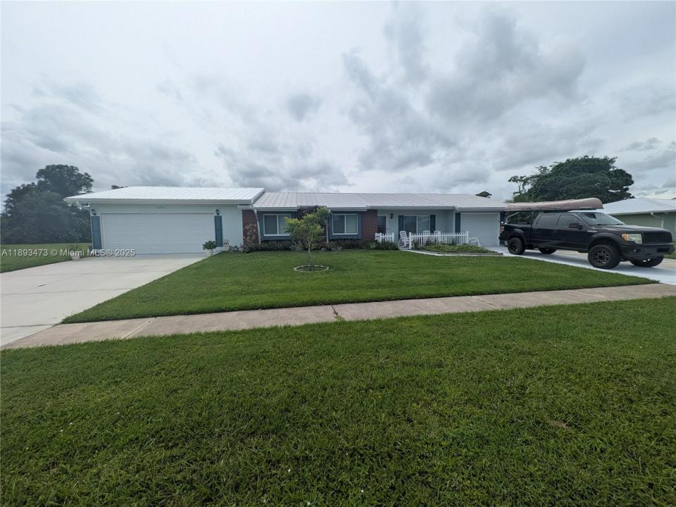 296 Port Malabar Blvd NE, Palm Bay, FL 32905