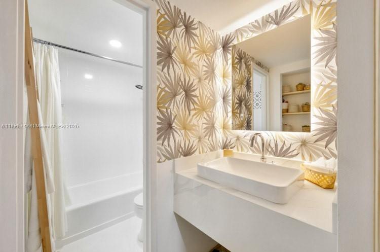 2899 Collins Ave 1638, Miami Beach, FL 33140