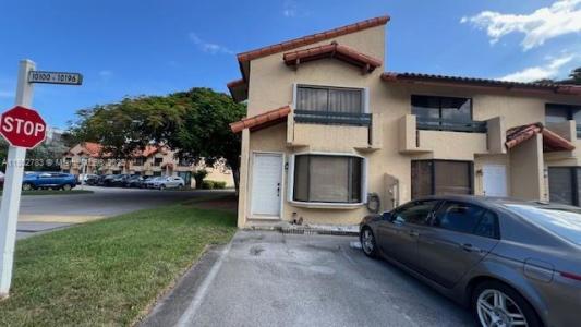 10170 SW 77th Ct, Miami, FL 33156