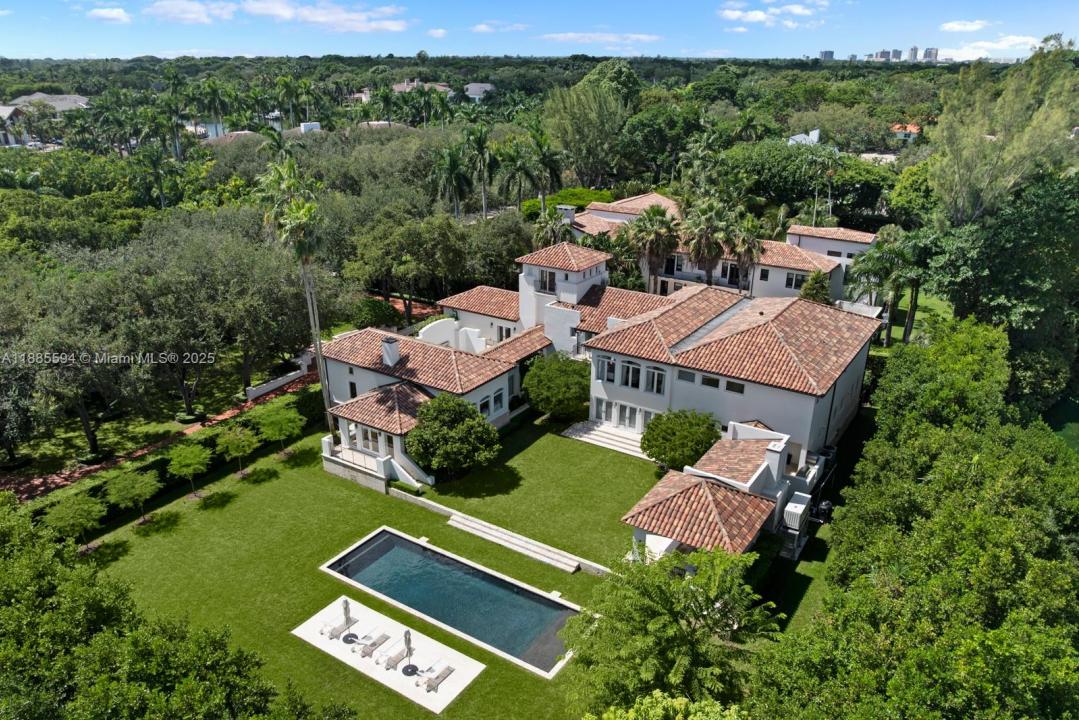 545 Casuarina Concourse, Coral Gables, FL 33143