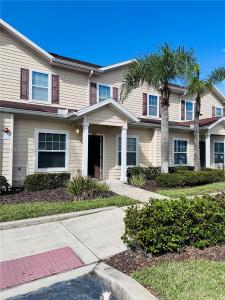 8931 Shine Dr, Kissimmee, FL 34747