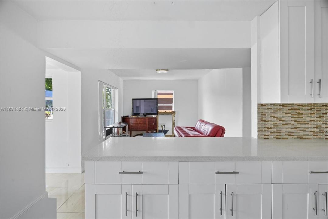 510 N 56th Ave, Hollywood, FL 33021