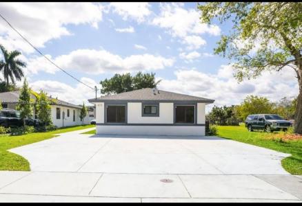 673 NW 14th St, Florida City, FL 33034