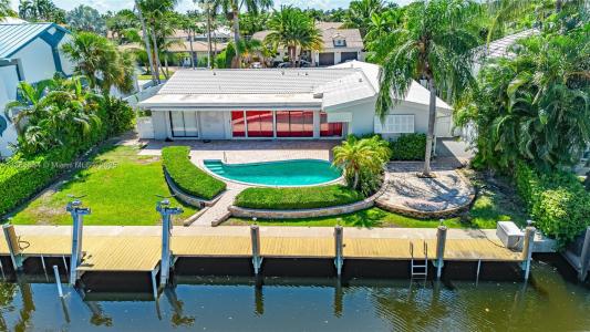 2531 NE 47th St, Lighthouse Point, FL 33064