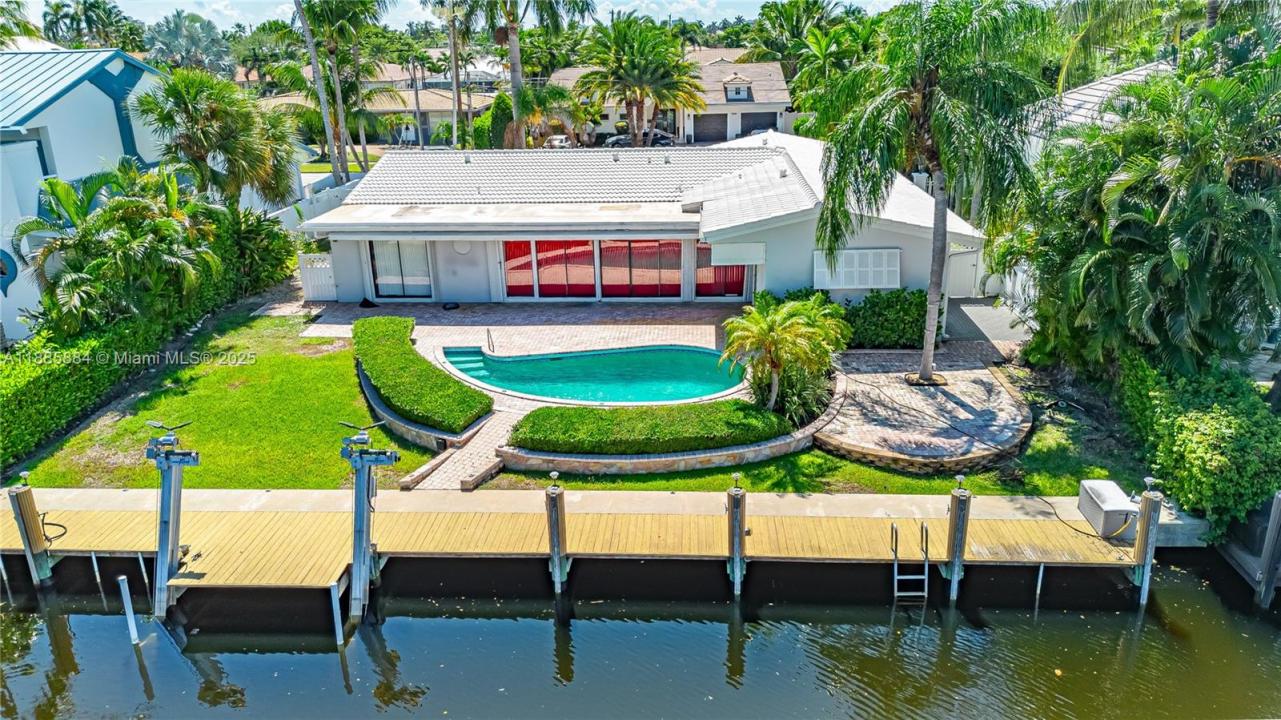 2531 NE 47th St, Lighthouse Point, FL 33064