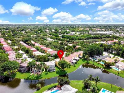 8713 NW 6th Ct, Coral Springs, FL 33071