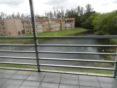 9661 Sunrise Lakes Blvd 305, Sunrise, FL 33322