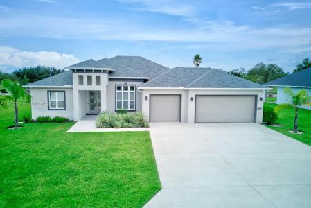 4962 Myrtle Beach Dr, Sebring, FL 33872