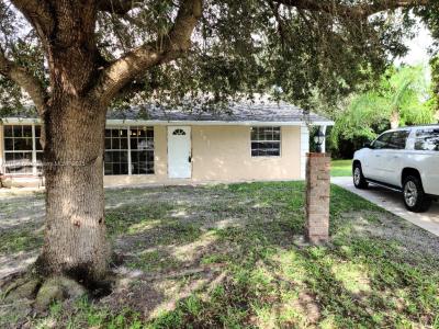 395 SE Norfolk Blvd 395, Stuart, FL 34997