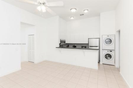 2516 Lincoln St, Hollywood, FL 33020