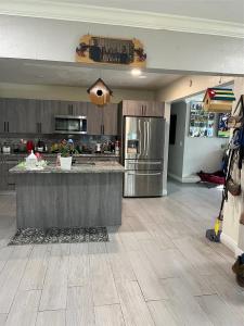 6221 SW 26th St, Miramar, FL 33023