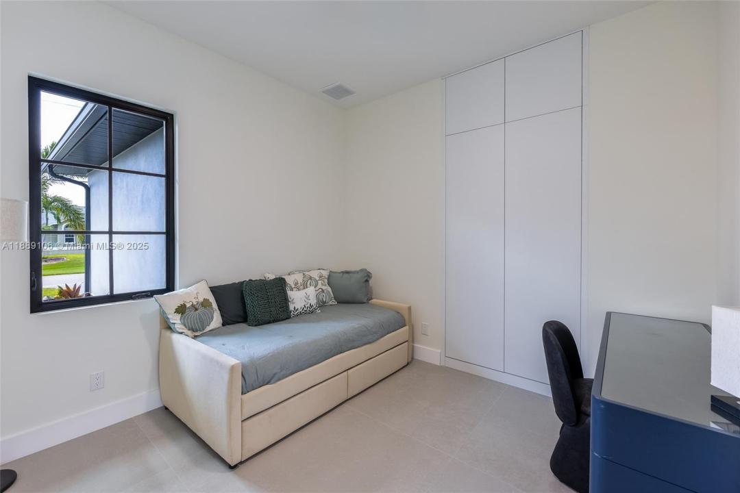 Cape Coral, FL 33914