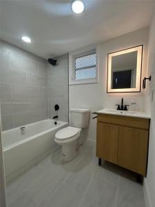 1035 N Andrews Ave 1-6, Fort Lauderdale, FL 33311