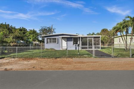 137 NW 29th Ave, Fort Lauderdale, FL 33311