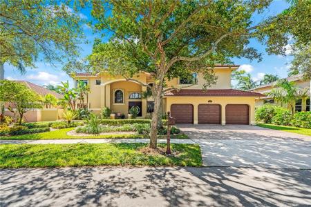18112 NW 15th Ct, Pembroke Pines, FL 33029