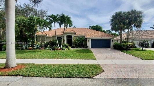 1335 E Barwick Ranch Cir, Delray Beach, FL 33445