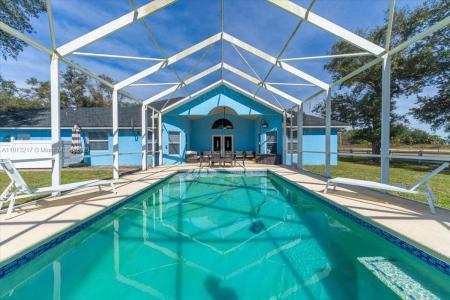 18 NW 144th Dr, Okeechobee, FL 34972