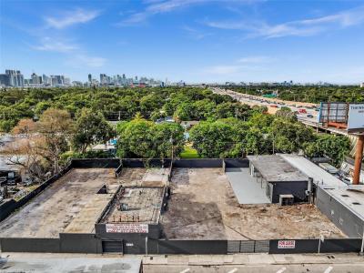 570 NW 54th St, Miami, FL 33127