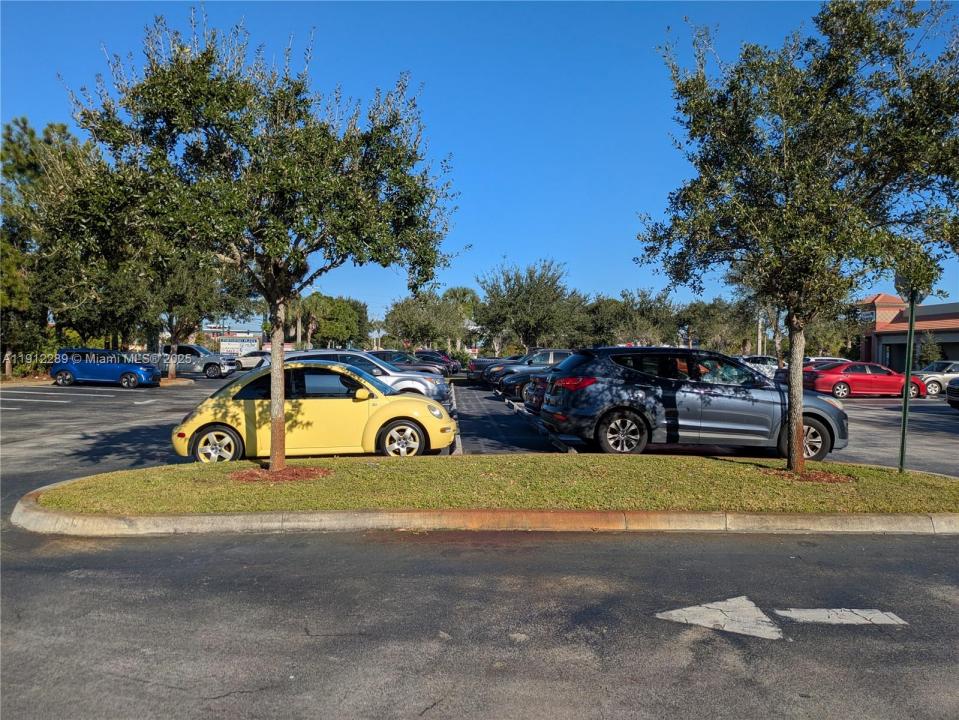 3453 SW Darwin Blvd, Port St. Lucie, FL 34953