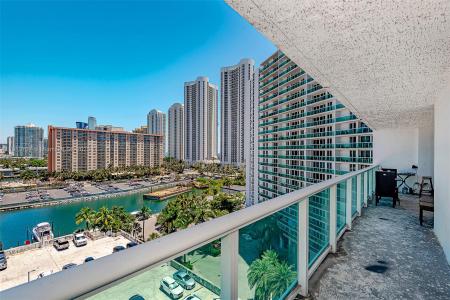 100 Bayview Dr 1028, Sunny Isles Beach, FL 33160