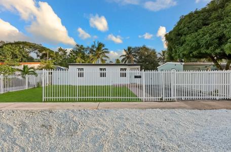 724 Burlington St n/a, Opa-Locka, FL 33054