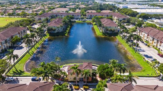 8999 NW 107th Ct 216-1, Doral, FL 33178