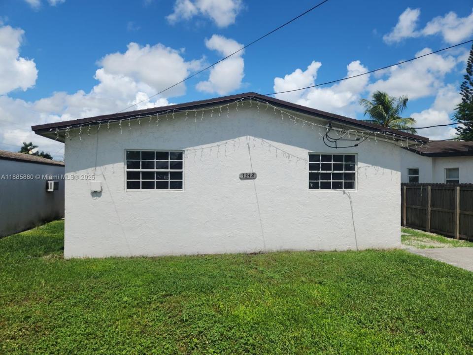 1342 NW 13th St 1342, Homestead, FL 33030