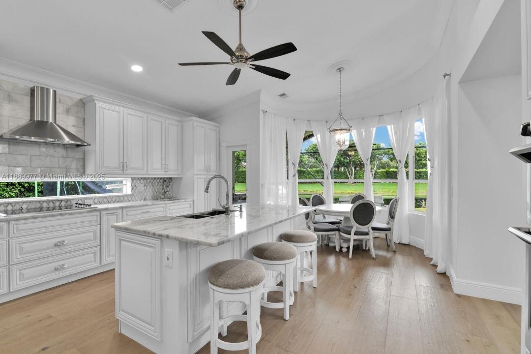 6622 Newport Lake Cir, Boca Raton, FL 33496