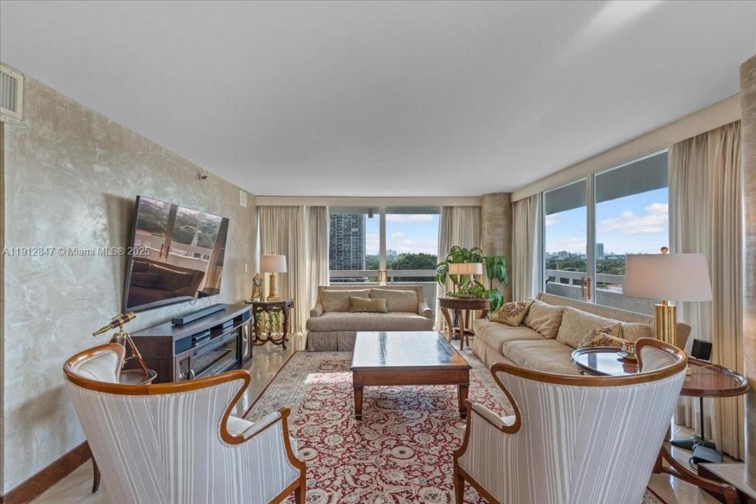 1627 Brickell Ave 1401, Miami, FL 33129