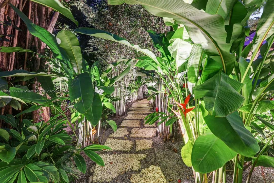 500 NE 96th St, Miami Shores, FL 33138