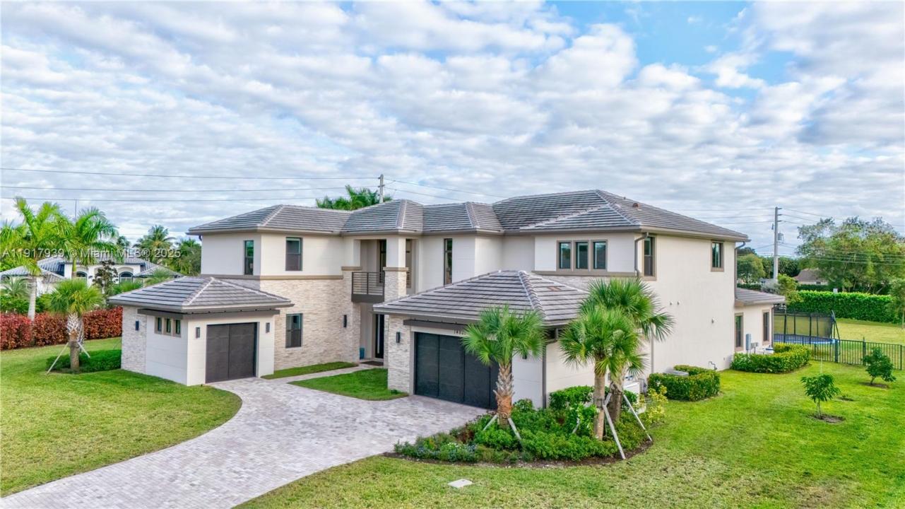 14820 Millstone Ranches Dr, Davie, FL 33331