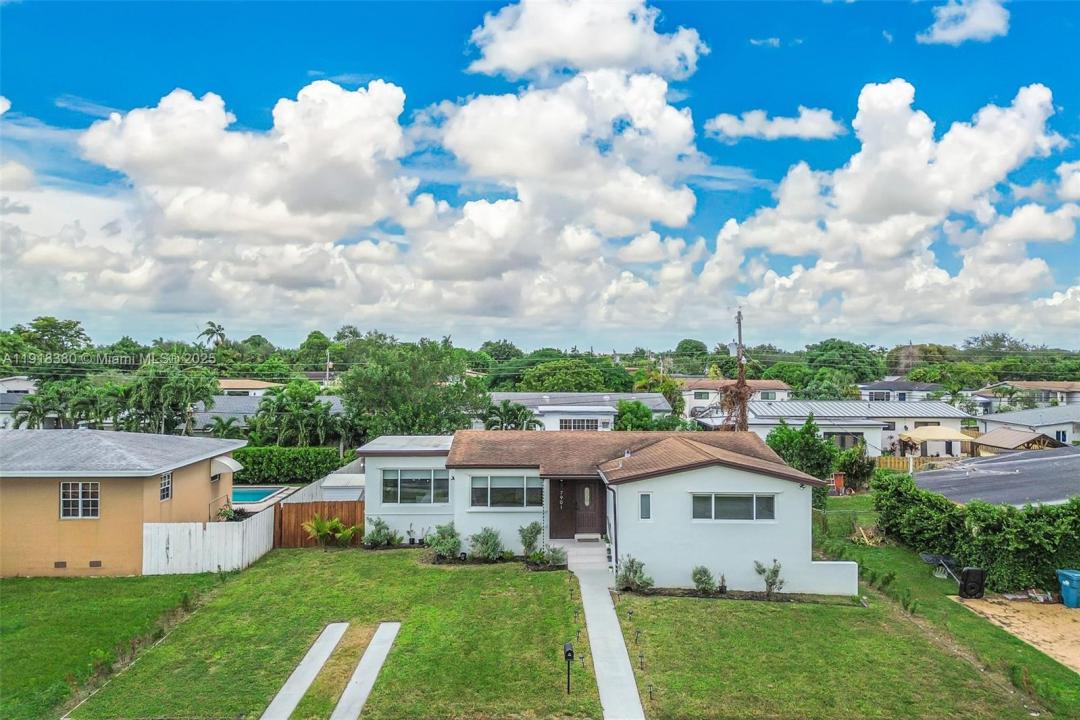7901 SW 22nd St, Miami, FL 33155