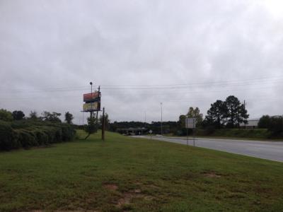 2284 N US Hwy 41, Tifton, Georgia 31794