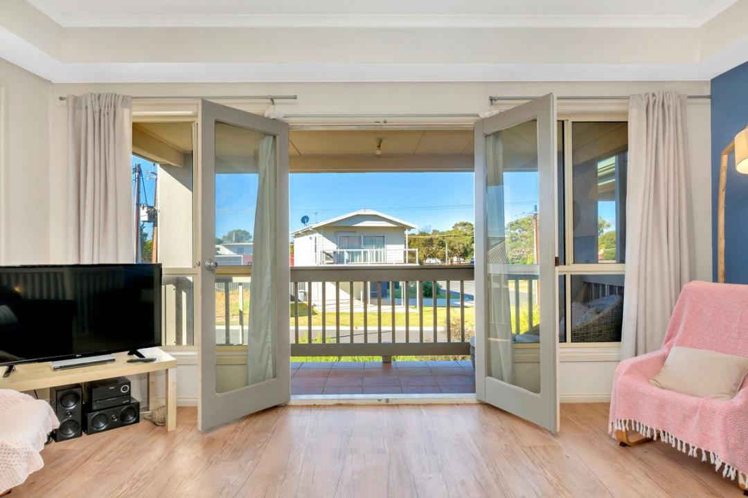 4 Seaborne Avenue, Port Willunga, SA 5173, Australia