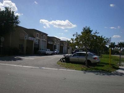 13720 SW 143 CT, Miami, Florida 33186, USA