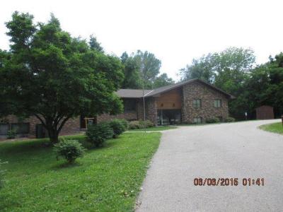 4715 Sullivan Slough, Burlington, 아이오와 52601, 미국