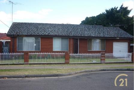 351 The Boulevarde, Smithfield, NSW 2164, Australia