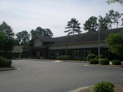 703 B Oakridge Blvd., Lumberton, NC 28358, USA
