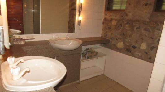 Town, National Capital District, Papua New Guinea