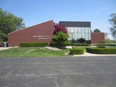 300 Richmond Avenue East, Mattoon, Illinois 61938, Amerika Birleşik Devletleri