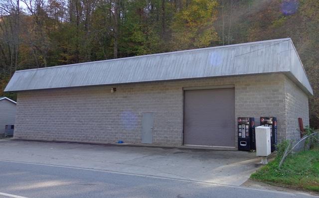 Bucks Branch Road, Martin, Kentucky 41649, USA