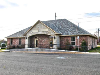 708 N Santa Fe AVE, Edmond, Oklahoma 7, USA