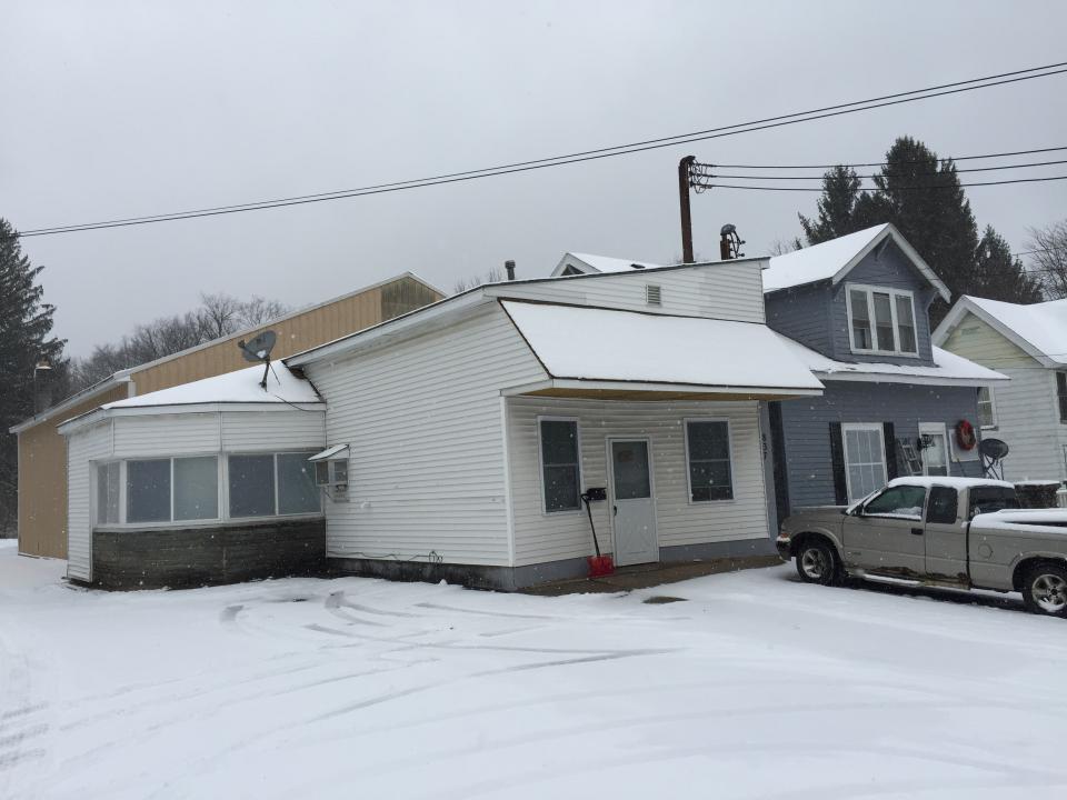 837 Oneida St, Fulton, New York 13069, USA