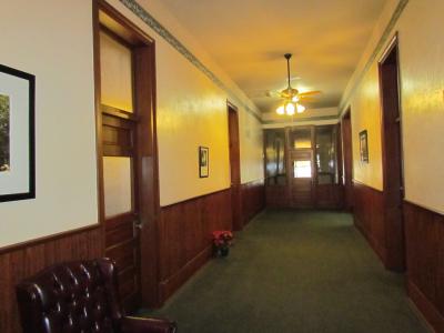 108 S Division Street Suite 5, Guthrie, Oklahoma 73044, USA